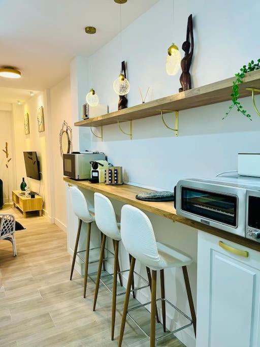 New Luxurious Studio With Patio/Center Apartment Málaga Exterior foto