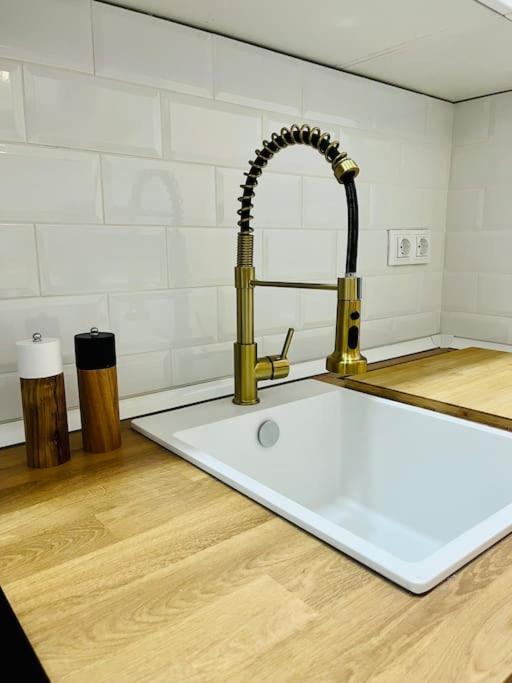 New Luxurious Studio With Patio/Center Apartment Málaga Exterior foto